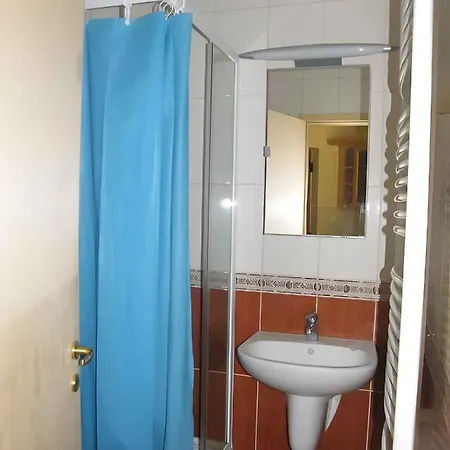 In 43604 Apartamento *