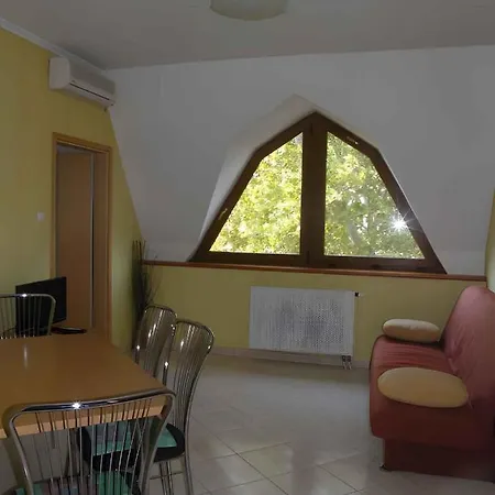 In 43604 Apartamento